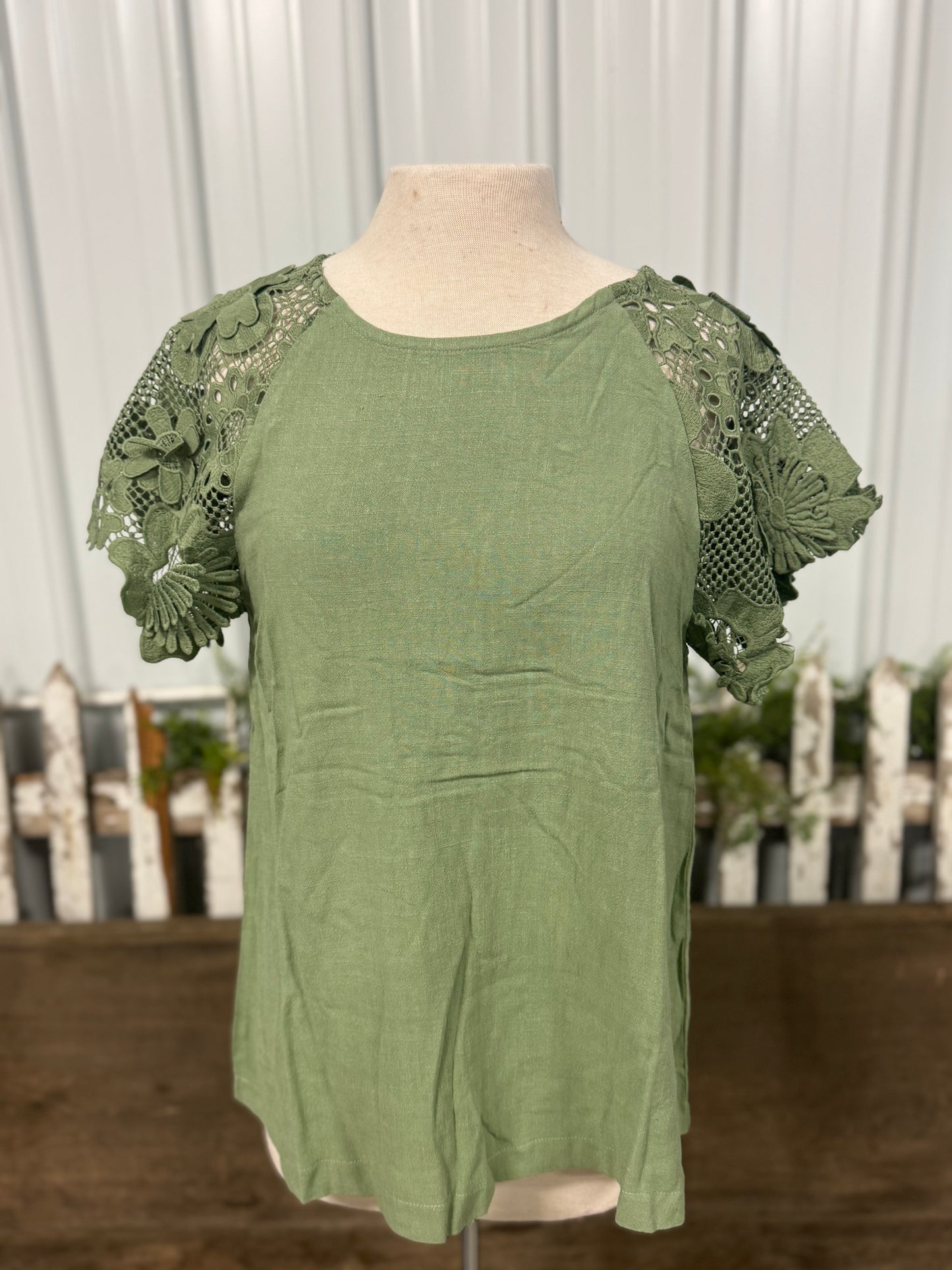 Sage 3D Floral Sleeve Top