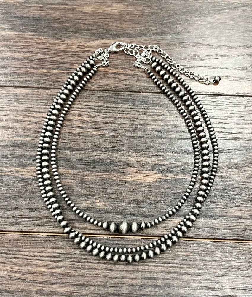 18" 3-strand Silver Western Bead Necklace Faux