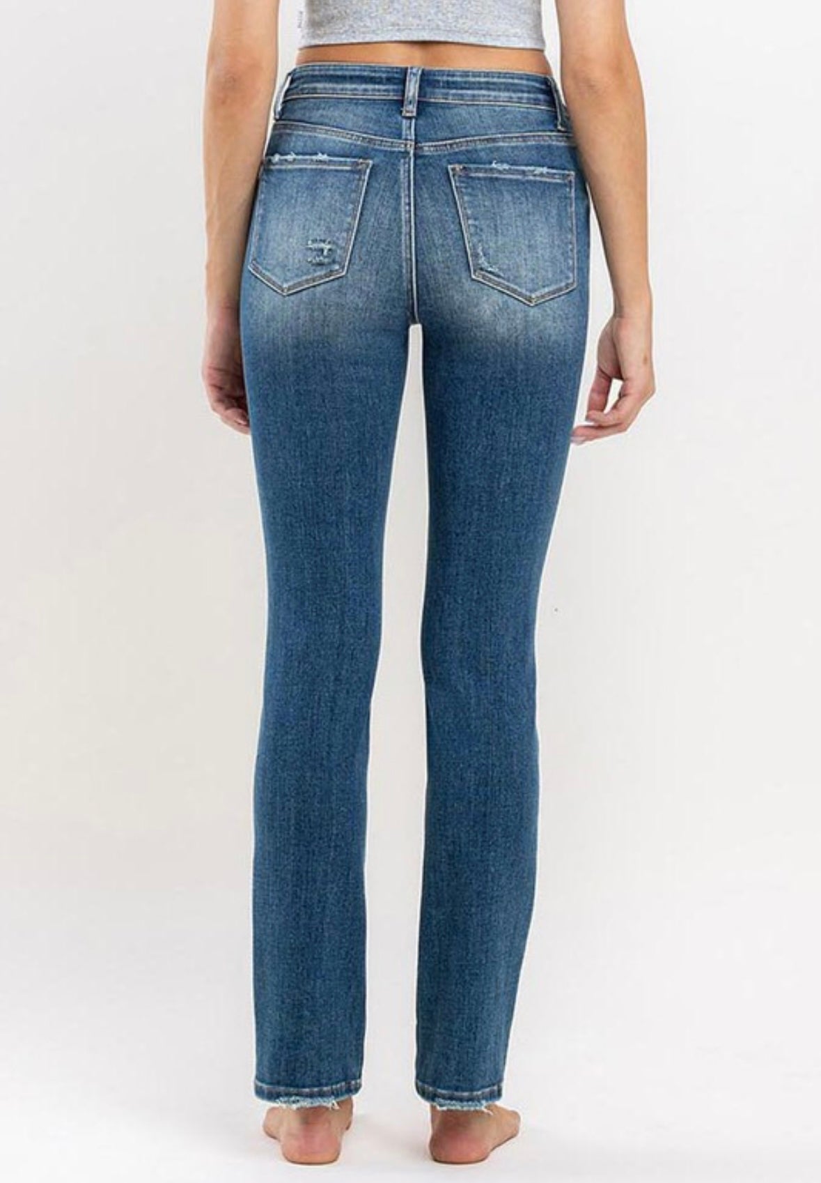 Vervet Slim Straight in Medium Wash