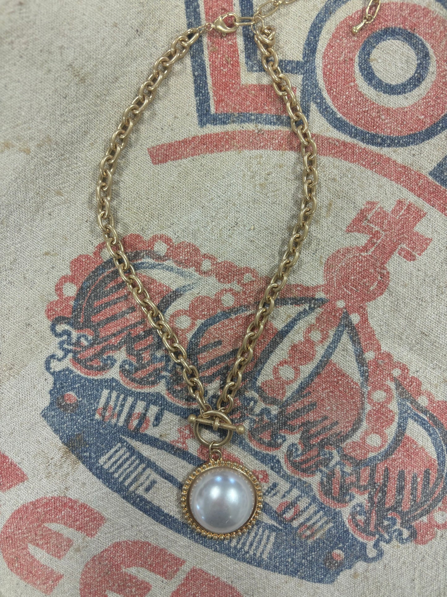 Pearl Statement Toggle Necklace