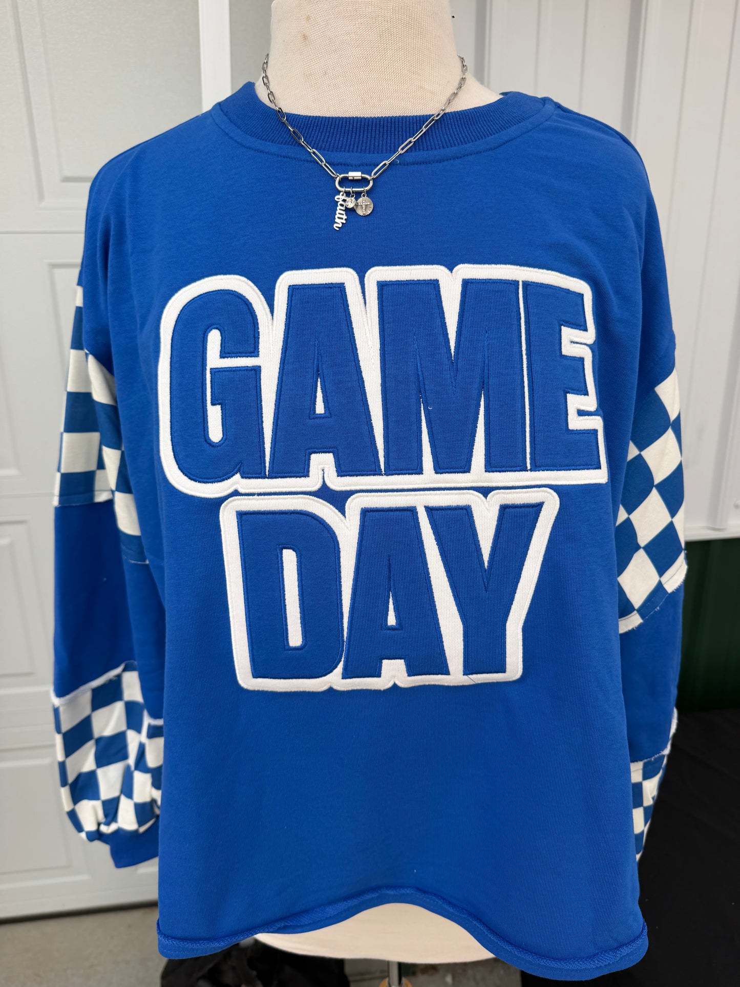 Game Day Oversized Sweatshirt – Checker Sleeve Spirit Top
