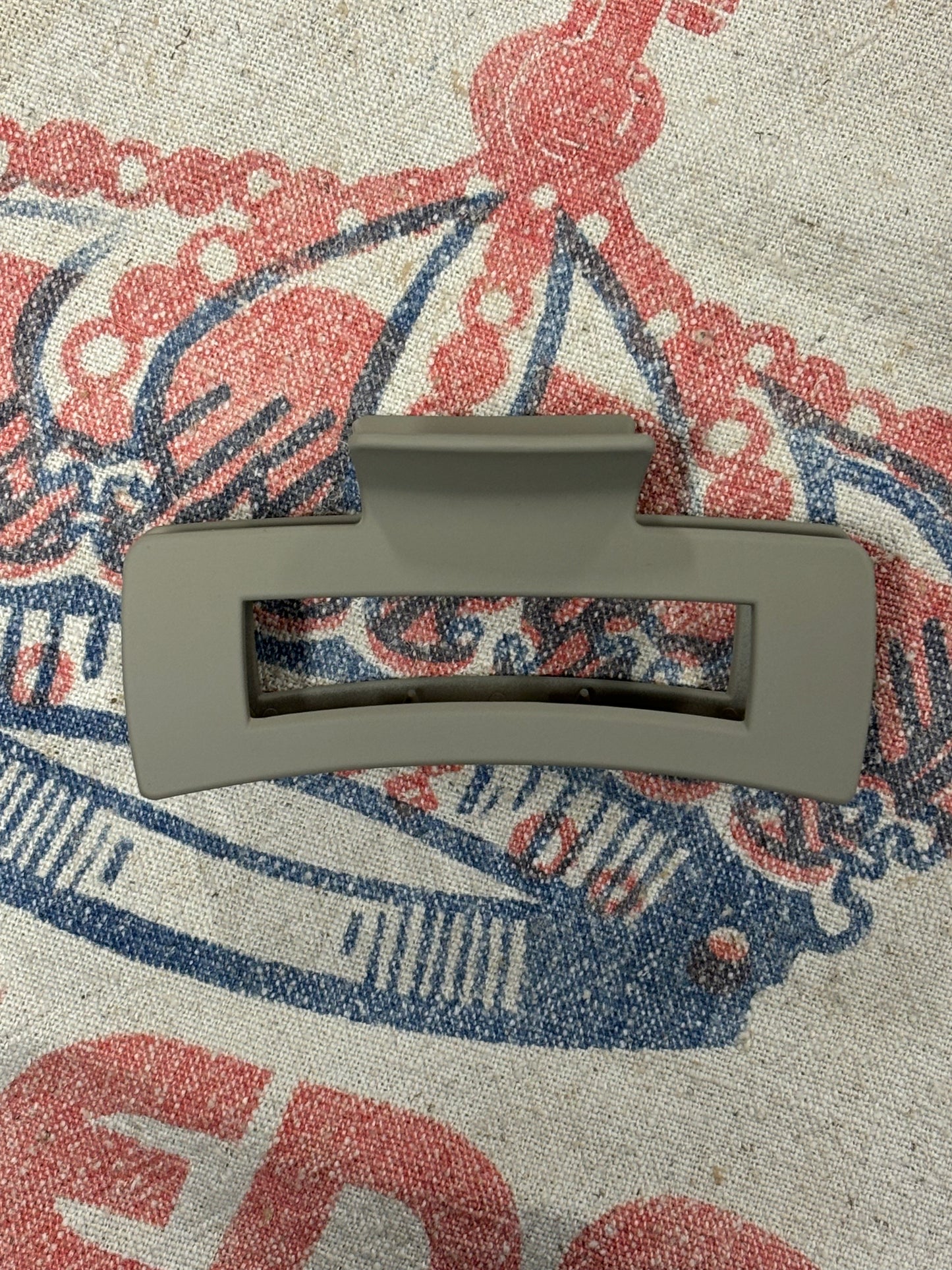 Large Matte Claw Clip 4.25inch