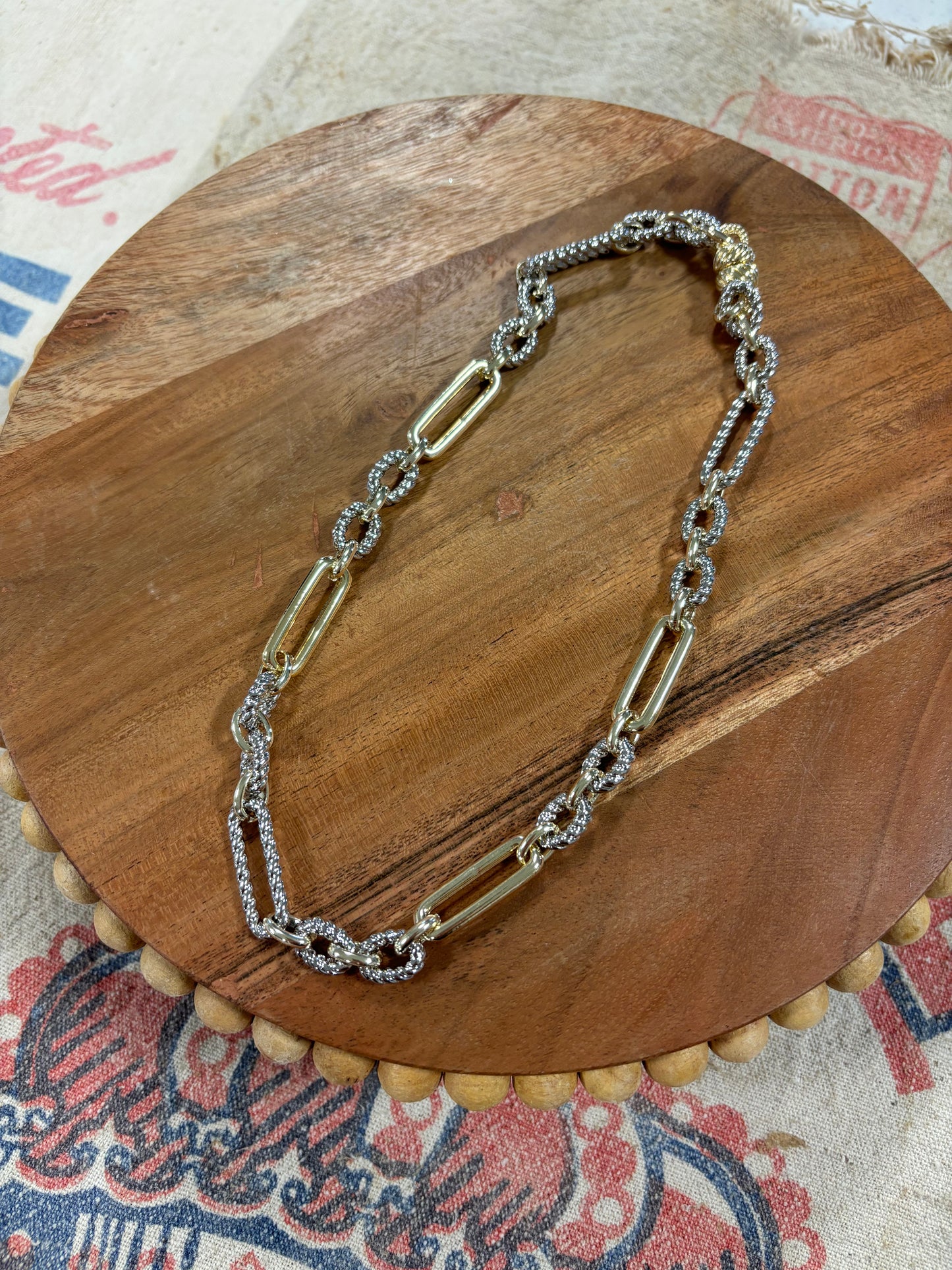 Oval Chain Two Toned Magnetic Necklace