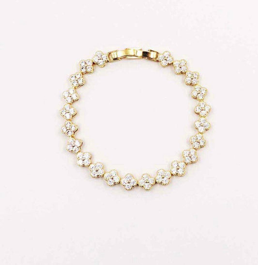 Crystal Clover Tennis Bracelet 7.5" Bracelet