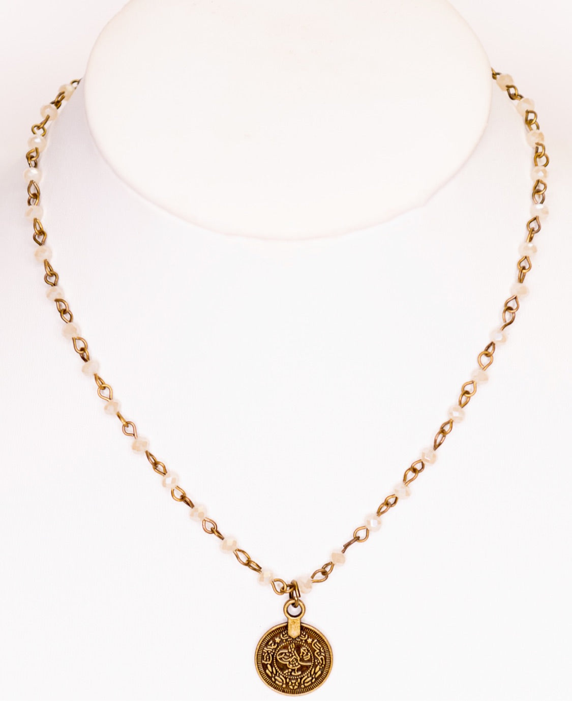 Roxie Necklace in Cream